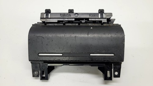 Audi aschenbecher vorne - ,